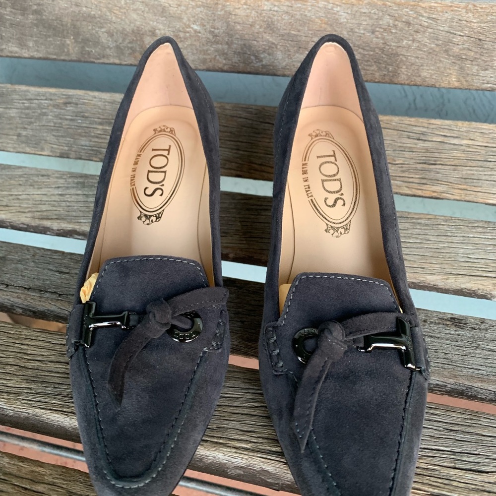 Tod’s kitten heels